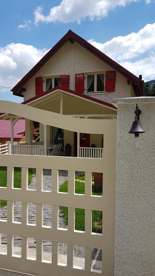 Villa Casa Eggo Rausor Exterior foto